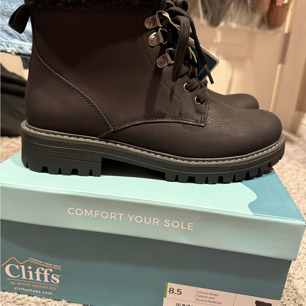 Cliffs by White Mountain Black Combat Boots